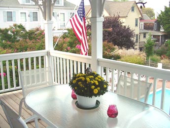 Garden Condo with Pool | Photo 21