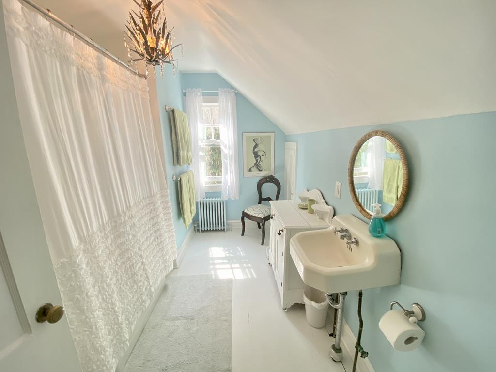 637 Seagrove | Photo 31