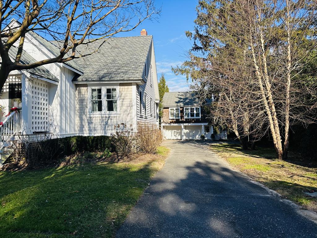 637 Seagrove | Photo 37