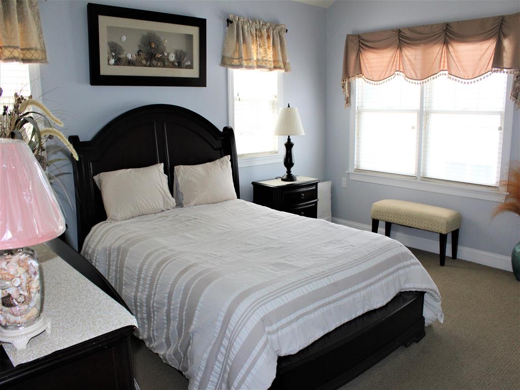 7400 Pleasure Avenue, Sea Isle City (Beach Block)
