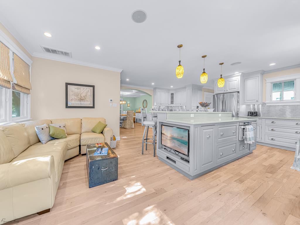 1012 Maryland Ave - Luxury Beach Retreat | Photo 35