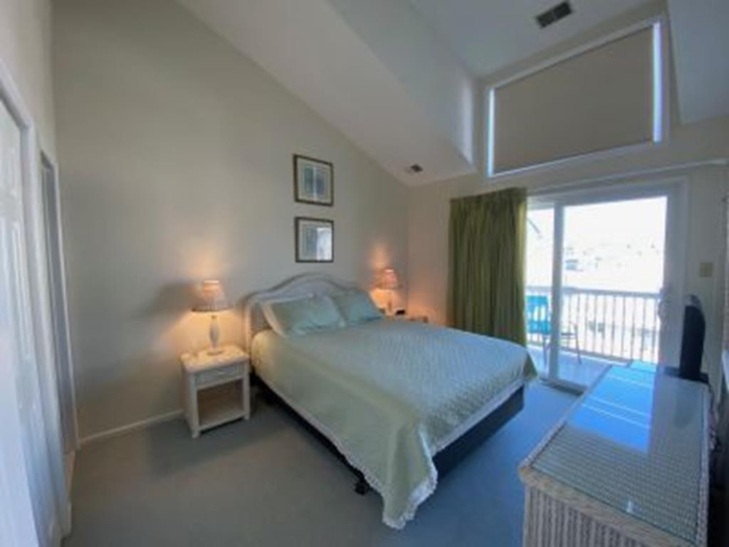 4400 Pleasure Avenue, Sea Isle City (Beach Block)