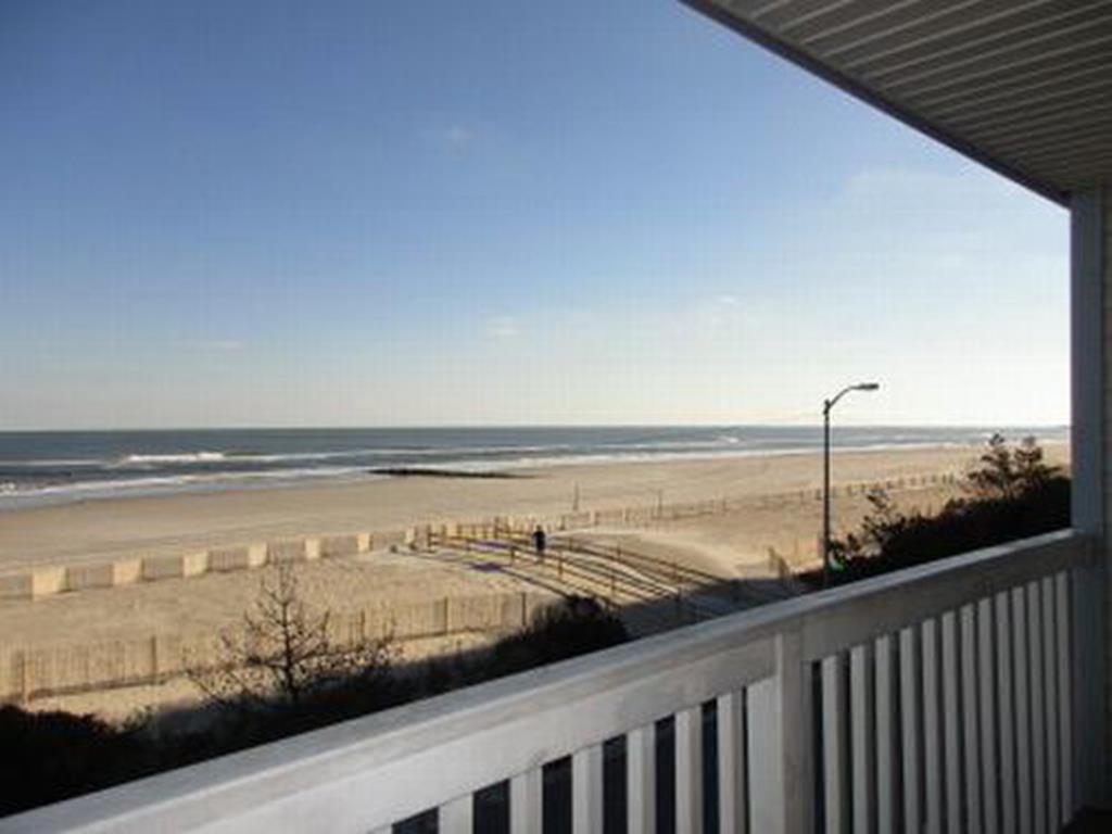 3400 Promenade, Sea Isle City (Beach Front)