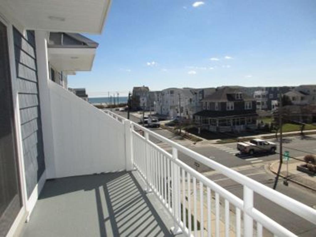 4712 Landis Avenue, Sea Isle City (Center)