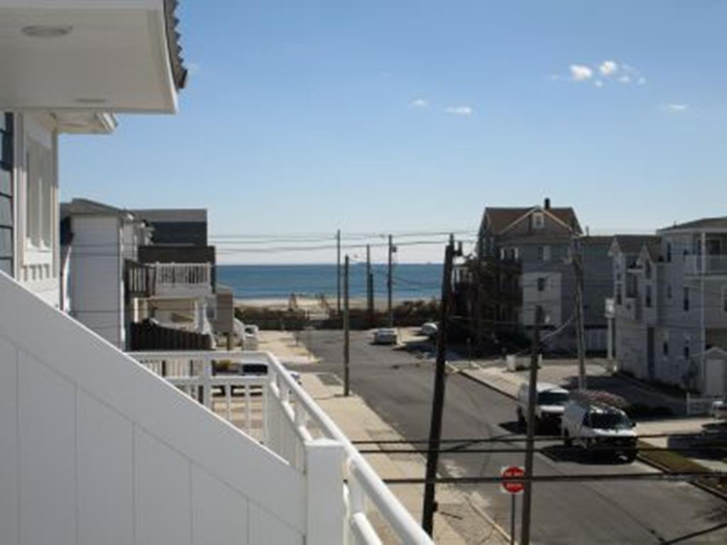 4712 Landis Avenue, Sea Isle City (Center)