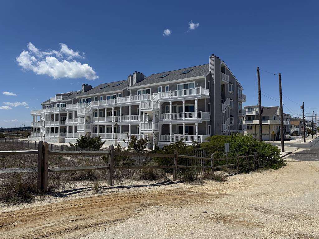 9201 Pleasure Avenue, Sea Isle (Beach Front)