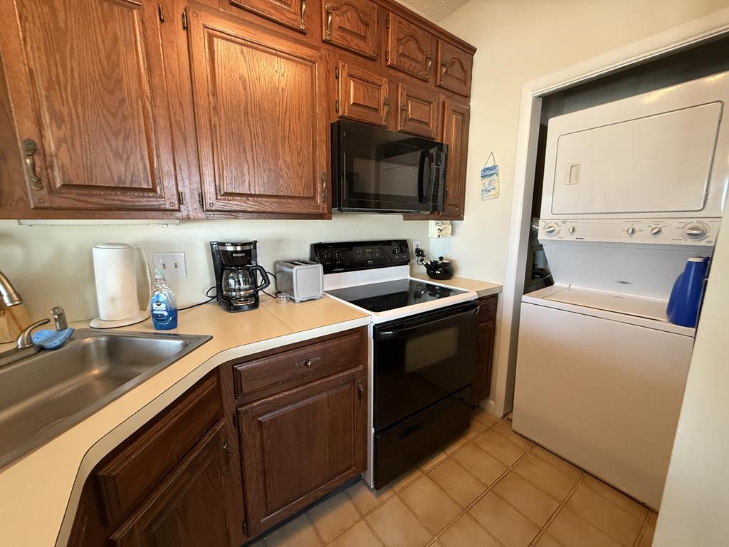 9201 Pleasure Avenue, Sea Isle (Beach Front)