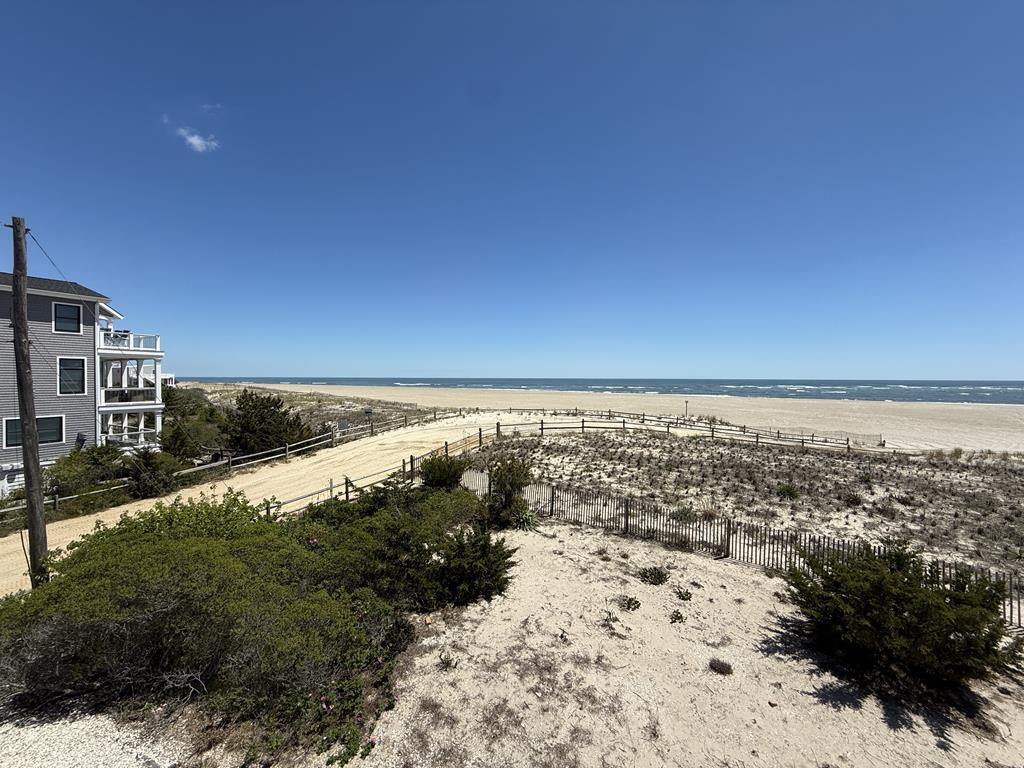 9201 Pleasure Avenue, Sea Isle (Beach Front)