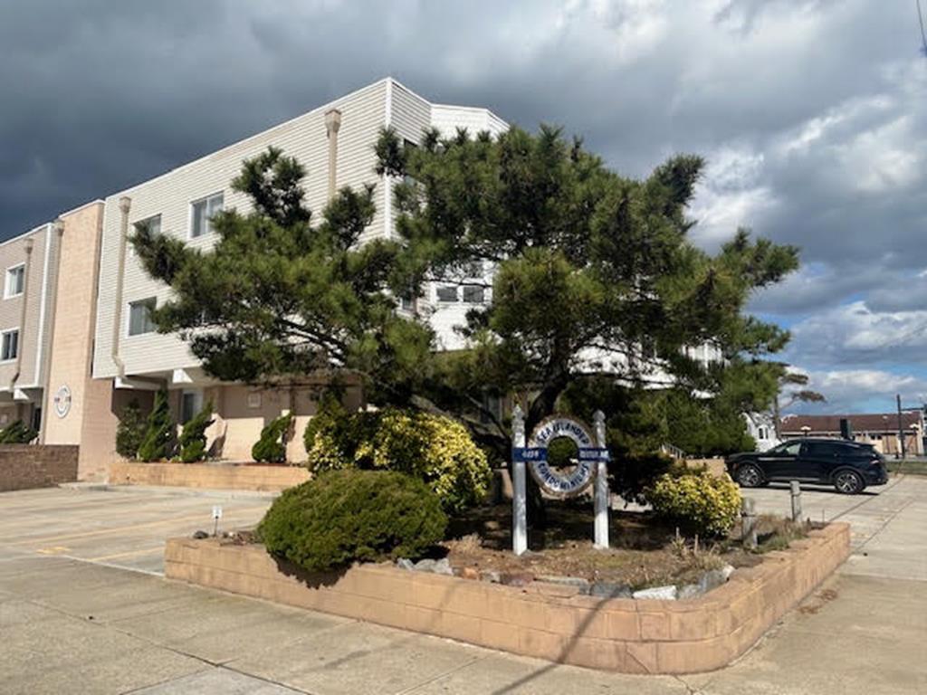 4114 Central Avenue, Sea Isle City (Center)