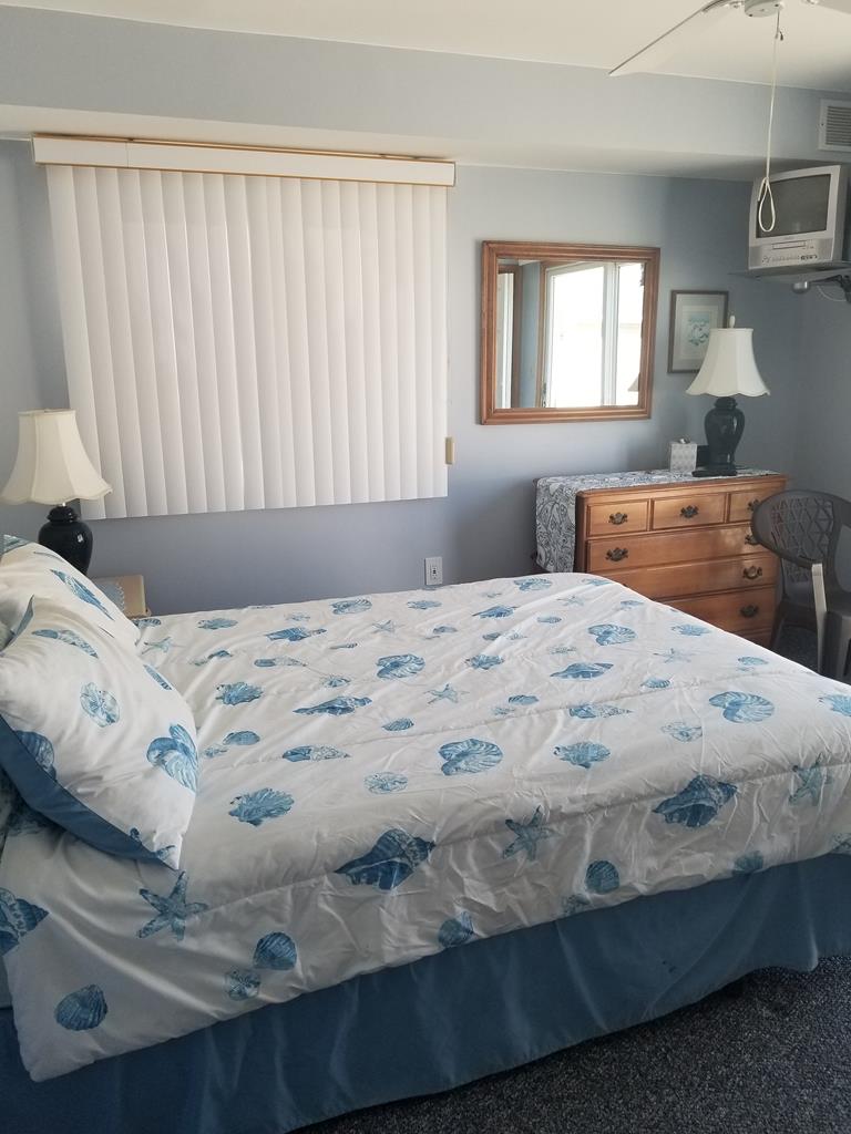 7204 Pleasure Avenue, Sea Isle City (Beach Block)