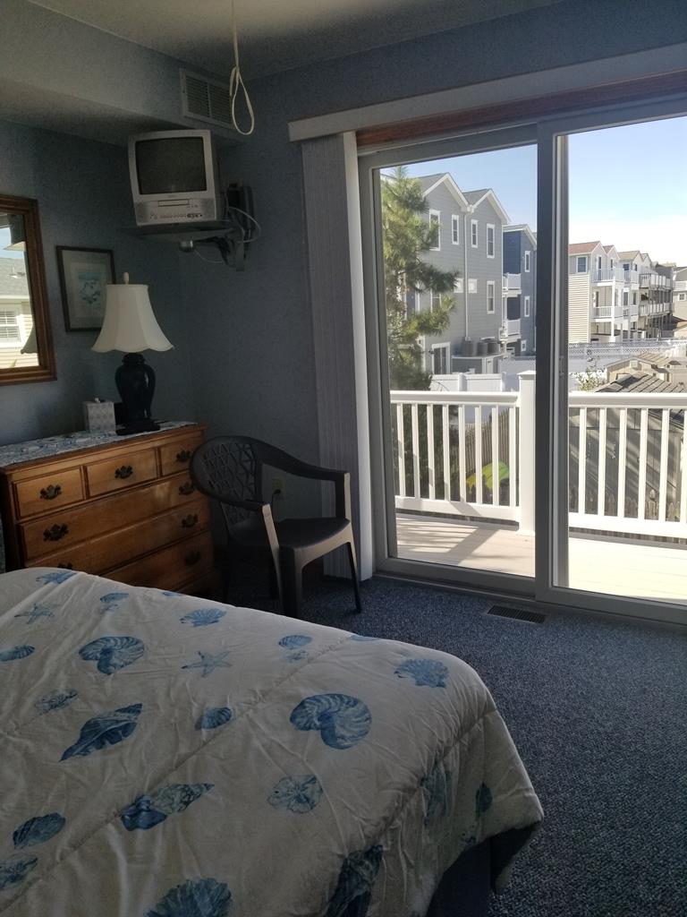7204 Pleasure Avenue, Sea Isle City (Beach Block)