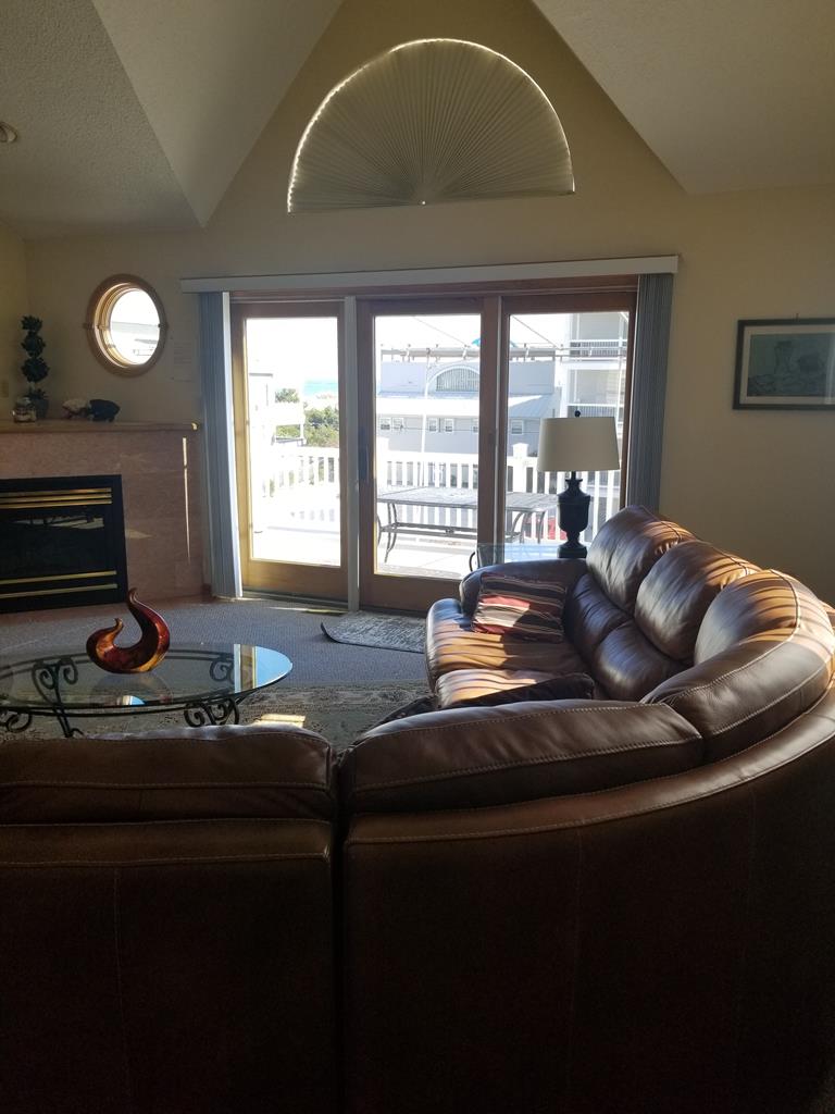 7204 Pleasure Avenue, Sea Isle City (Beach Block)