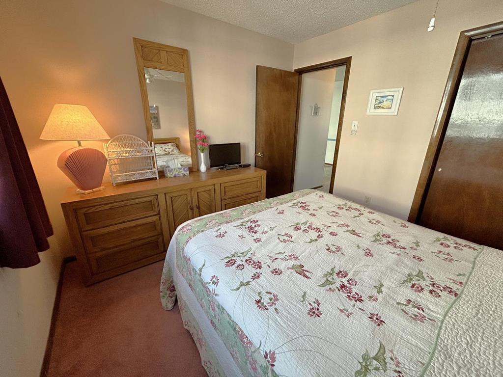 26 42nd Street, Sea Isle City (Beach Block)