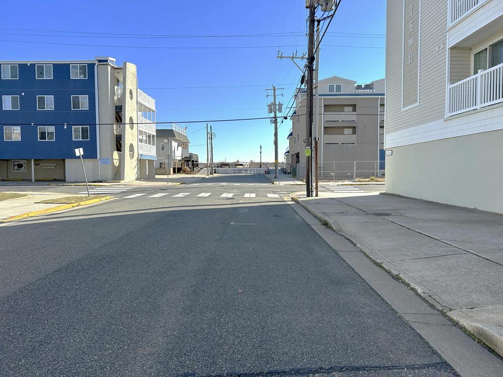 26 42nd Street, Sea Isle City (Beach Block)