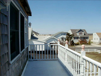 Sunset Cottage - STONES THROW TO THE BEACH | Photo 32