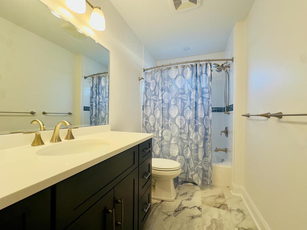 7104 Pleasure Avenue, Sea Isle City (Beach Block)