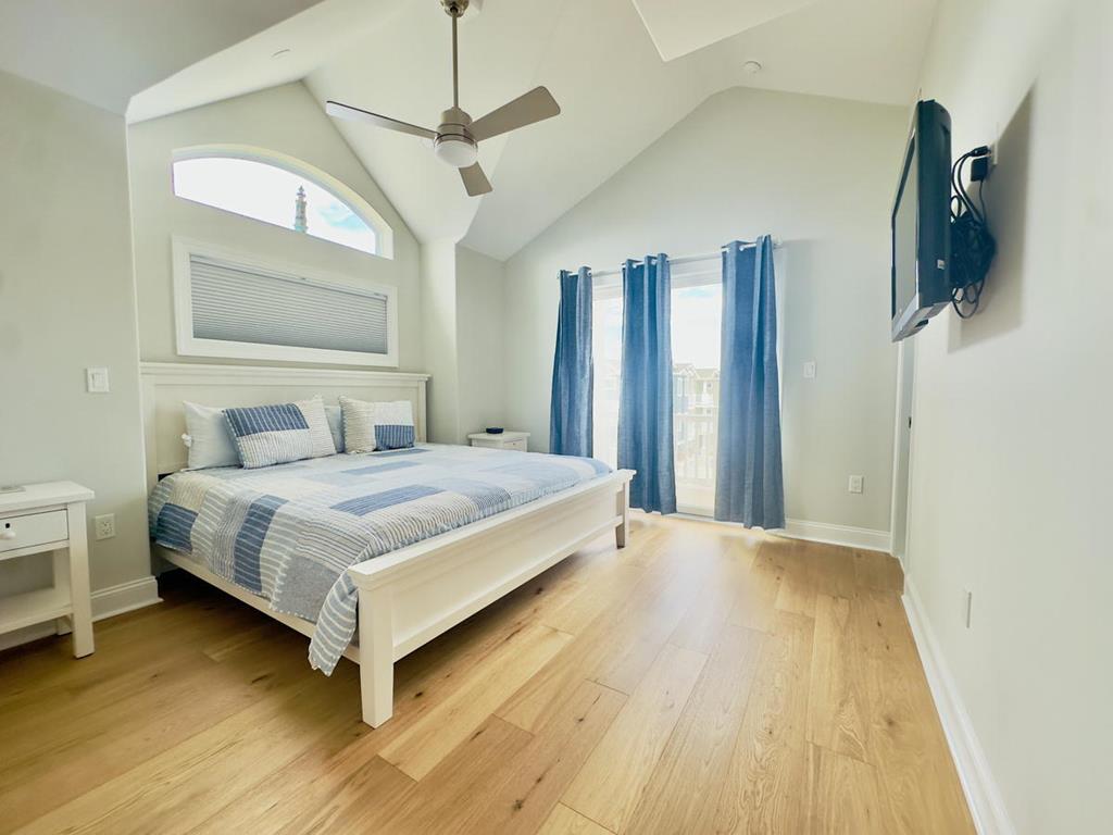 7104 Pleasure Avenue, Sea Isle City (Beach Block)