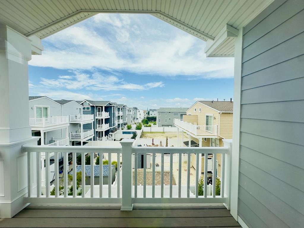 7104 Pleasure Avenue, Sea Isle City (Beach Block)