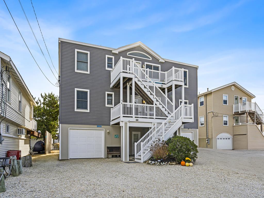 2209 S Bay Avenue, Beach Haven
