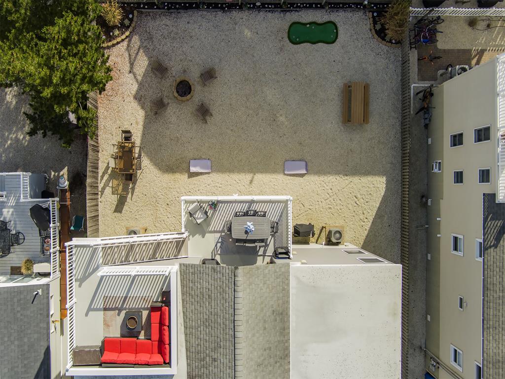 2209 S Bay Avenue, Beach Haven (Ocean Block)