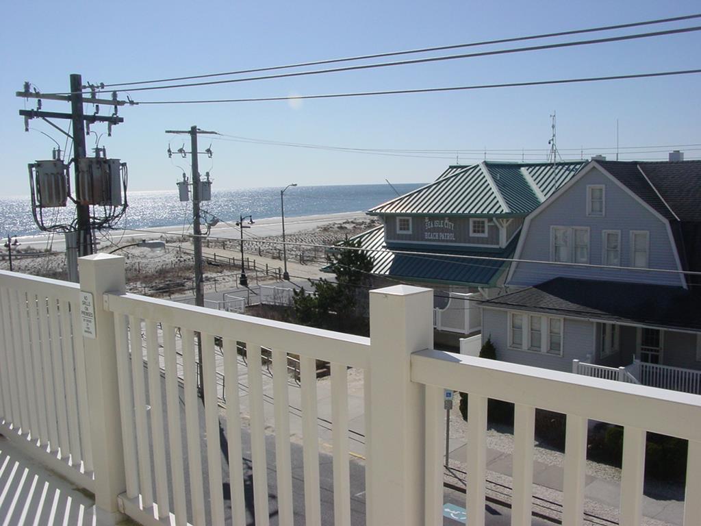 4400 Beach, Sea Isle City (Beach Front)