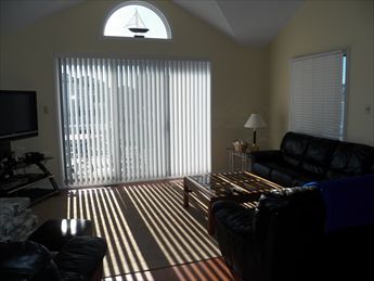 221 77th Street - Picture 