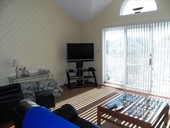 221 77th Street - Picture 