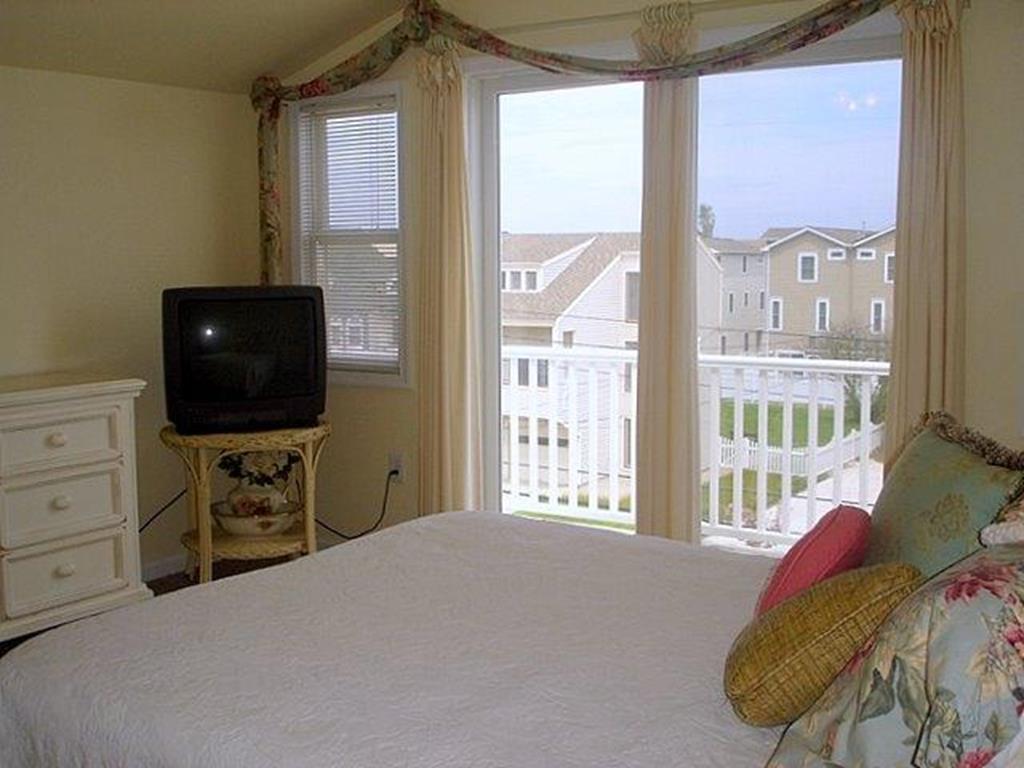 202 78th Street, Sea Isle City (Center)
