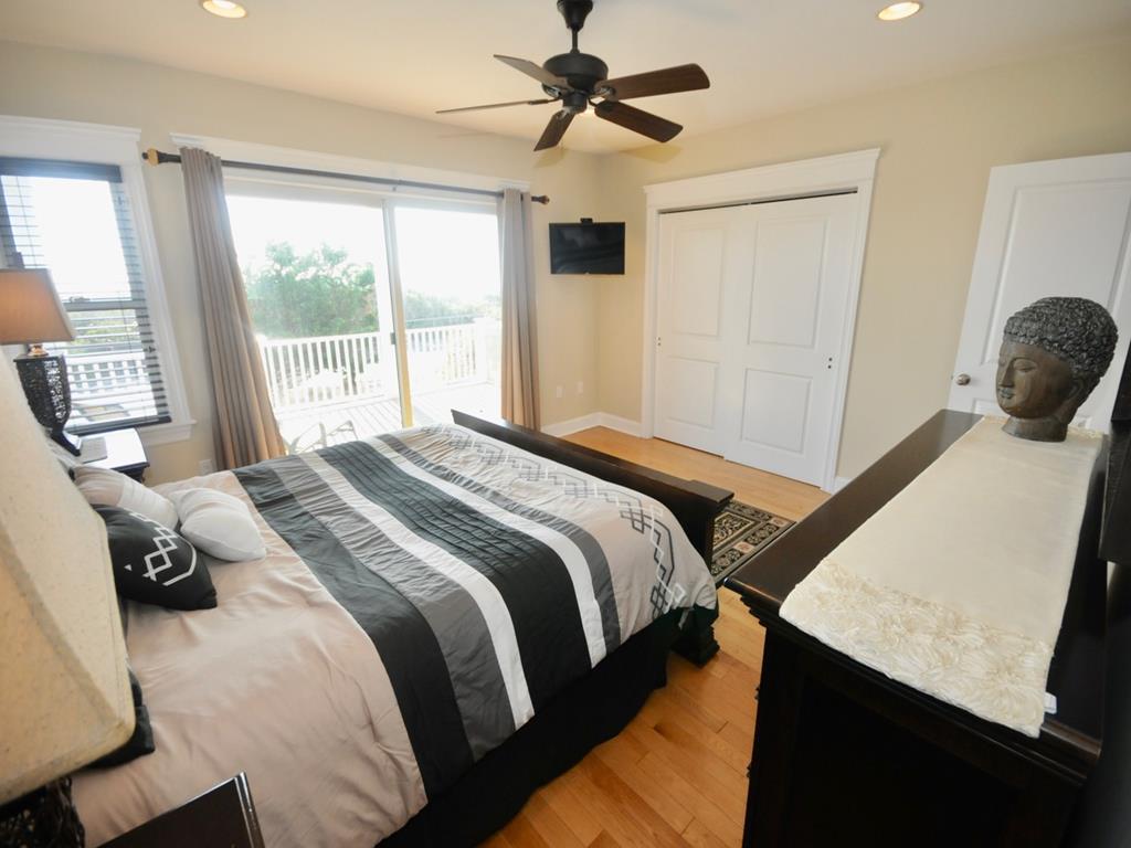 3200 Boardwalk, Sea Isle City (Beach Front)