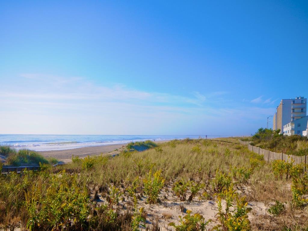3200 Boardwalk, Sea Isle City (Beach Front)