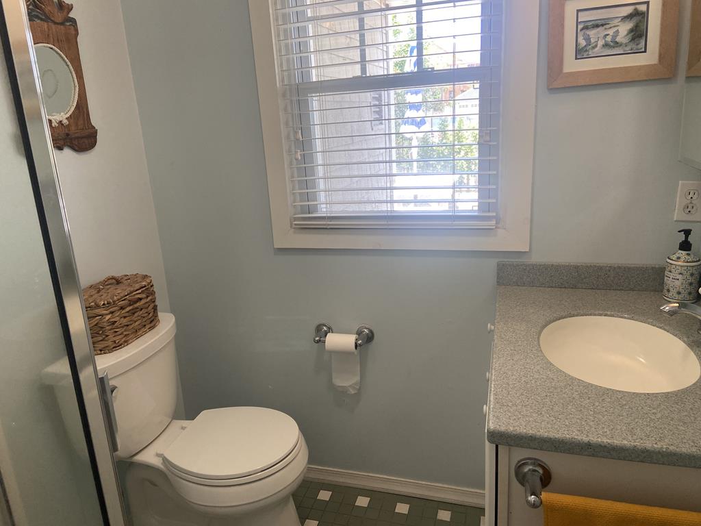 128 E Maryland Avenue, Beach Haven Terrace (Ocean Block)