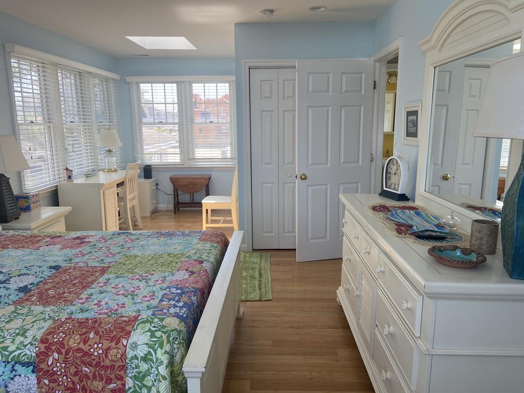 128 E Maryland Avenue, Beach Haven Terrace (Ocean Block)