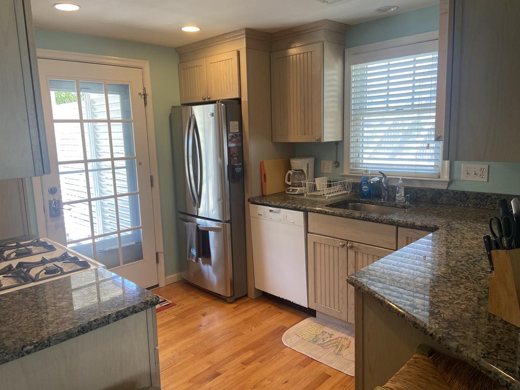 128 E Maryland Avenue, Beach Haven Terrace (Ocean Block)