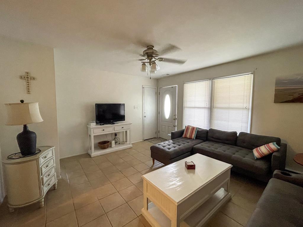 1311 D Illinois Ave | Photo 12