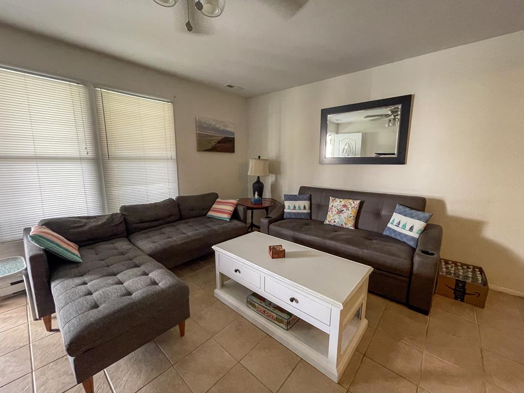 1311 D Illinois Ave | Photo 13