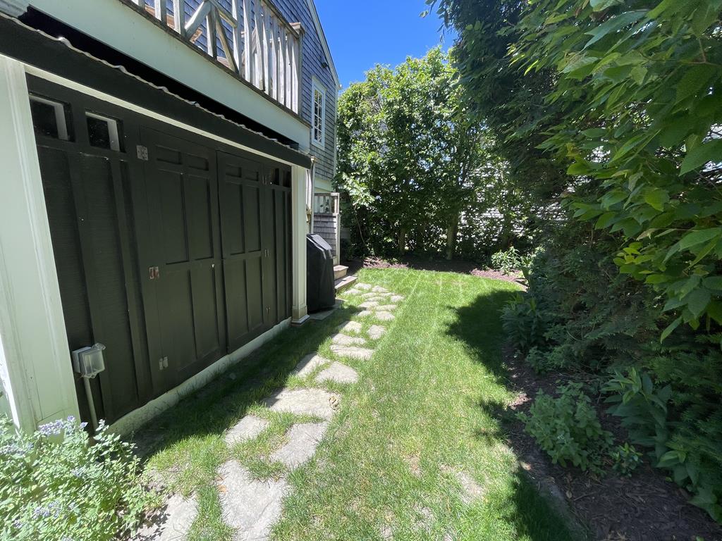 639 Seagrove | Photo 27