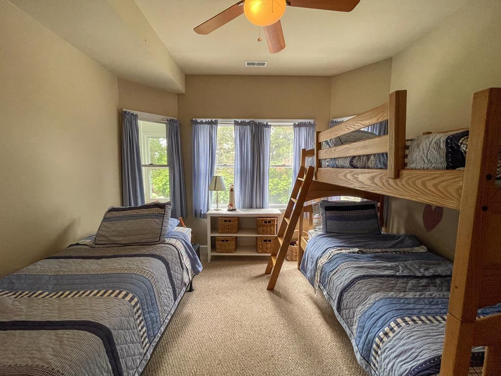 300 Lincoln Avenue | Photo 27