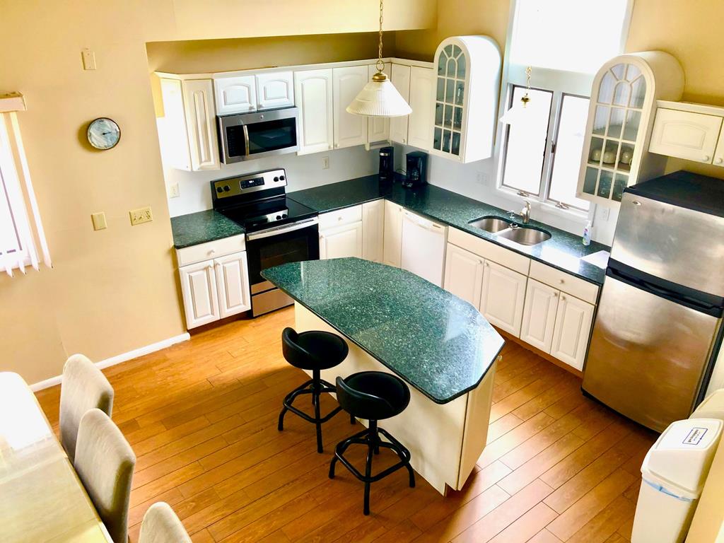 6701 Pleasure Avenue, Sea Isle City (Beach Front)