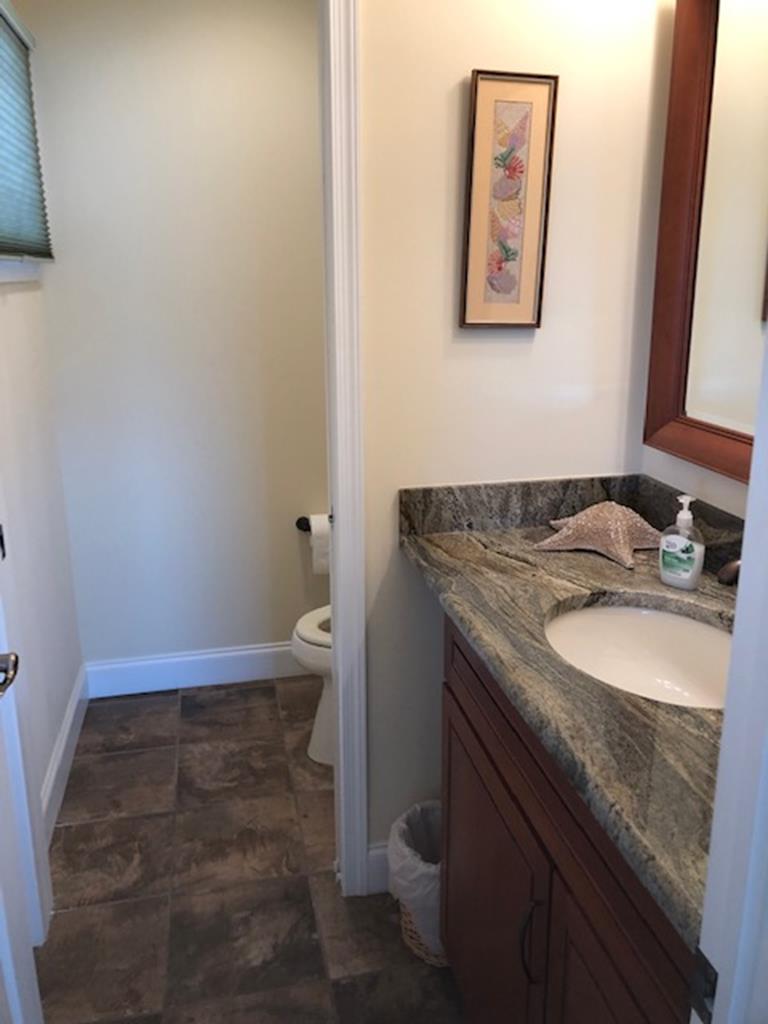 9106 Beach Avenue, Peahala Park (Ocean Side)