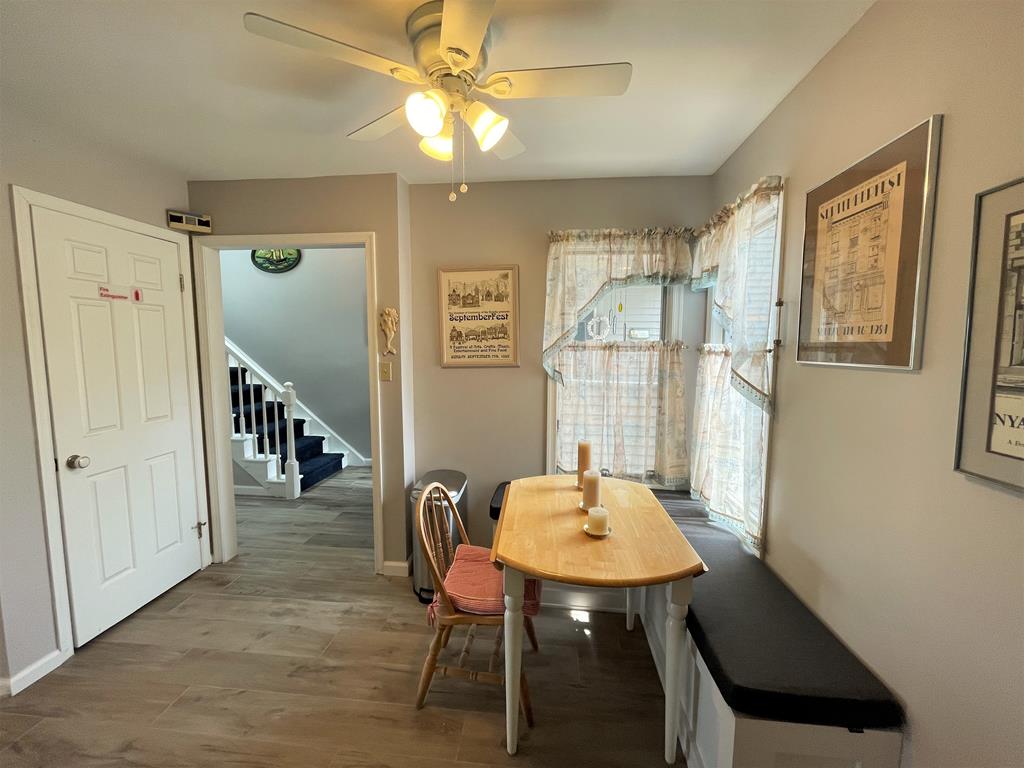 402 Saint James Place | Photo 9