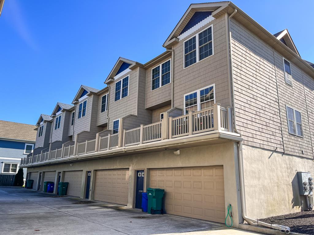 1005 Pittsburgh Unit 109 | Photo 31