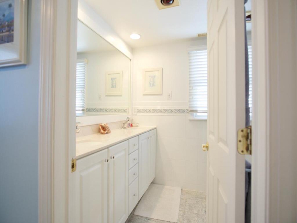 6709 Pleasure Avenue, Sea Isle City (Beach Front)