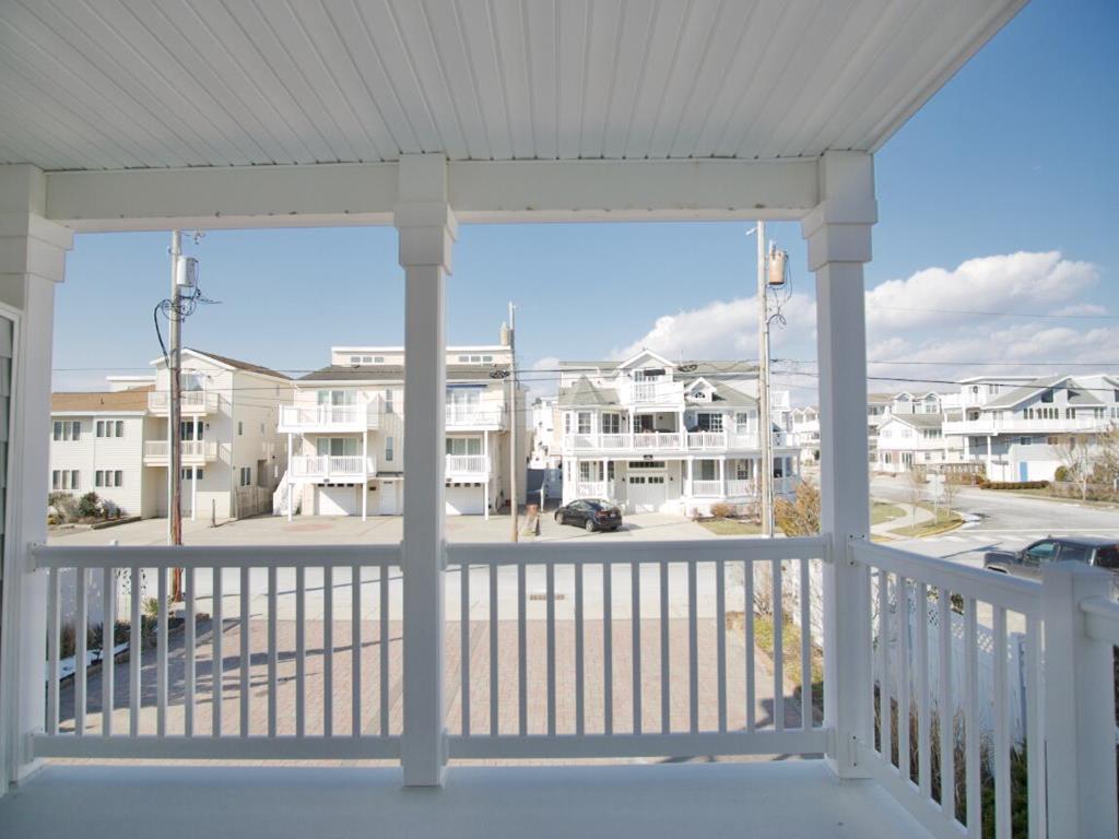 6709 Pleasure Avenue, Sea Isle City (Beach Front)