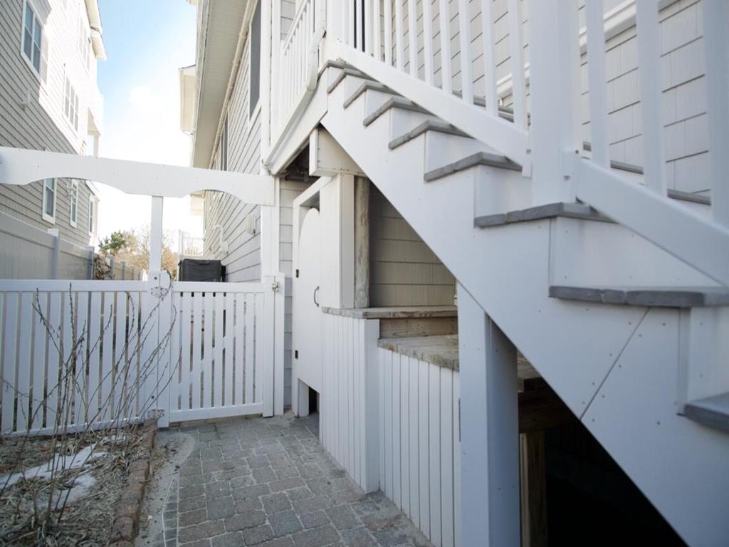 6709 Pleasure Avenue, Sea Isle City (Beach Front)