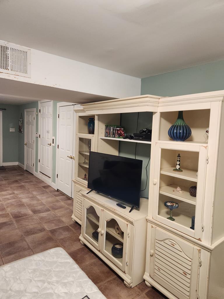 6709 Pleasure Avenue, Sea Isle City (Beach Front)