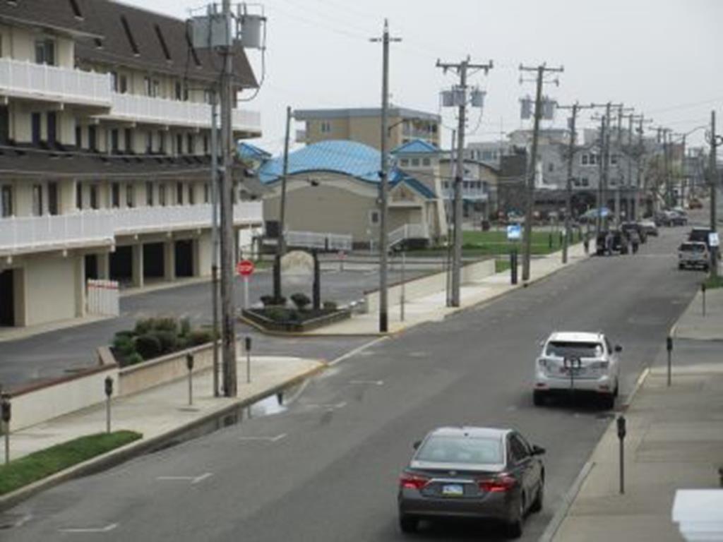 3800 Pleasure Avenue, Sea Isle City (Beach Block)