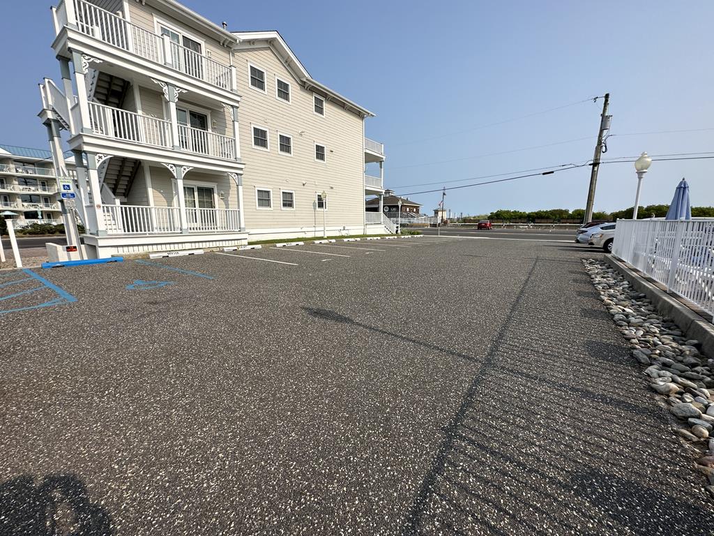 211 Beach Ave. Unit 6 | Photo 16