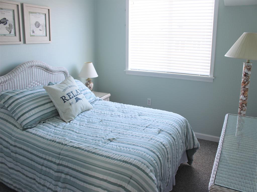17 42nd Street, Sea Isle City (Beach Block)