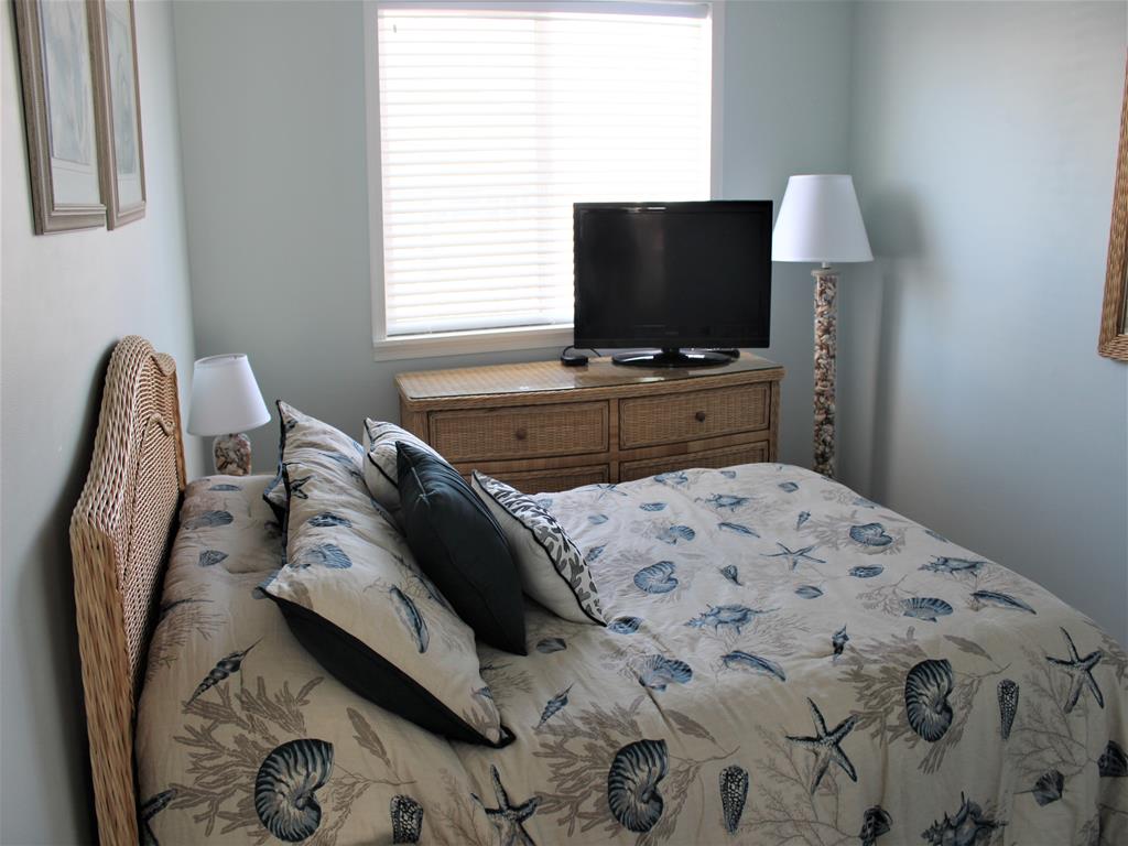 17 42nd Street, Sea Isle City (Beach Block)
