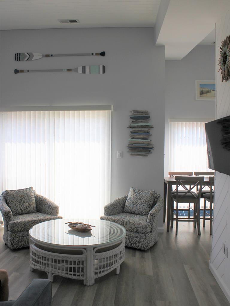 17 42nd Street, Sea Isle City (Beach Block)